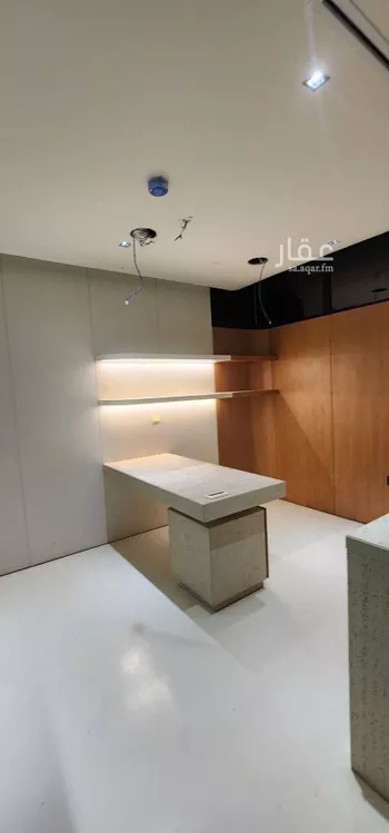 عمارة للإيجار في شارع انس بن مالك, حي الملقا, مدينة الرياض, منطقة الرياض صورة 3