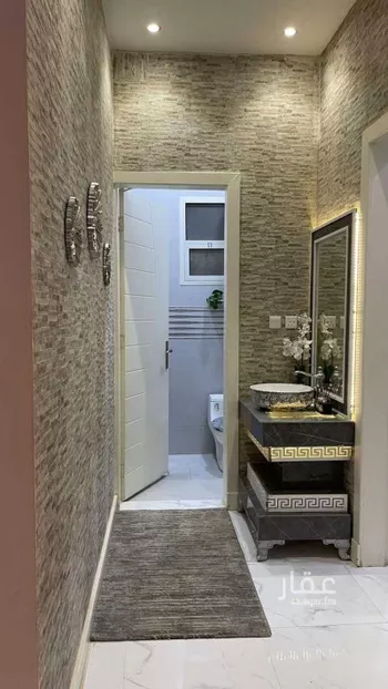 فيلا للبيع في شارع أحمد ناضرين, حي المهدية, مدينة الرياض, منطقة الرياض صورة 4