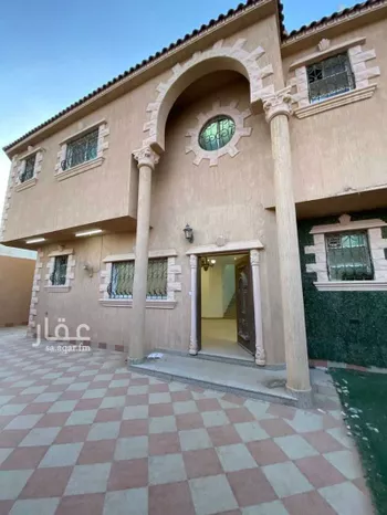 فيلا للبيع في شارع ابي الحسين المختار, حي شبرا, مدينة الرياض, منطقة الرياض صورة 4