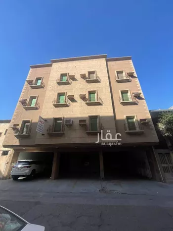 عمارة للبيع في شارع الامير احمد, حي مدينة العمال, مدينة الخبر, المنطقة الشرقية صورة 2
