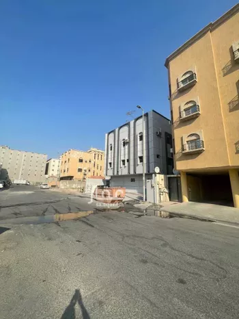 عمارة للبيع في شارع الامين, حي الروضة, مدينة الدمام, المنطقة الشرقية صورة 5