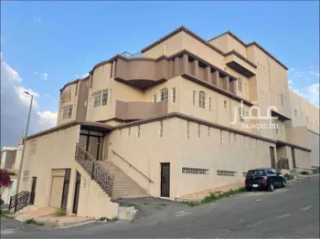 عمارة للبيع في شارع 39 البديع, حي البديع, مدينة ابها, منطقة عسير صورة 5