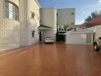 فيلا للبيع في شارع ابراهيم الشرواني, حي النقرة, مدينة حائل, منطقة حائل صورة 4