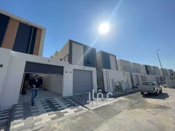 فيلا للبيع في شارع الملك عبدالله, حي الشاطئ الشرقي, مدينة الدمام, المنطقة الشرقية