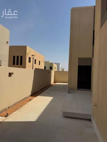 فيلا للإيجار في شارع 305 سدرة ، حي مطار الملك خالد الدولي ، الرياض ، منطقة الرياض