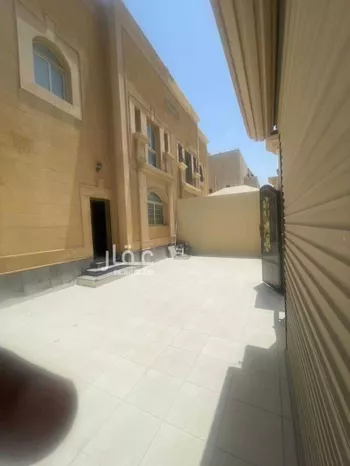 فيلا للبيع في شارع سهل بن منجاب, حي طيبة, مدينة الدمام, المنطقة الشرقية صورة 2