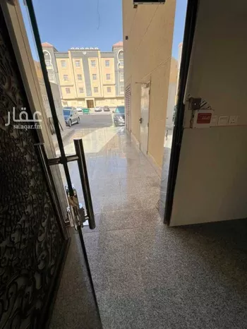 مكتب تجاري للإيجار في شارع العيينة, حي ظهرة لبن, مدينة الرياض, منطقة الرياض صورة 5