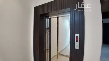 دور للبيع في شارع محمد بن الفرضي, حي السعادة, مدينة الرياض, منطقة الرياض صورة 3