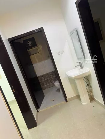 شقة للإيجار في شارع النفوذ ، حي عكاظ ، الرياض ، منطقة الرياض صورة 3