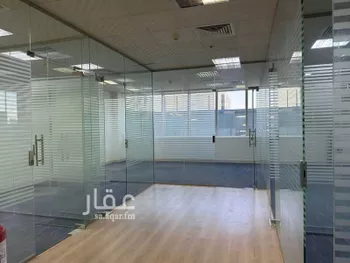 مكتب تجاري للإيجار في شارع الملك فهد الفرعي, حي المحمدية, مدينة الرياض, منطقة الرياض صورة 5