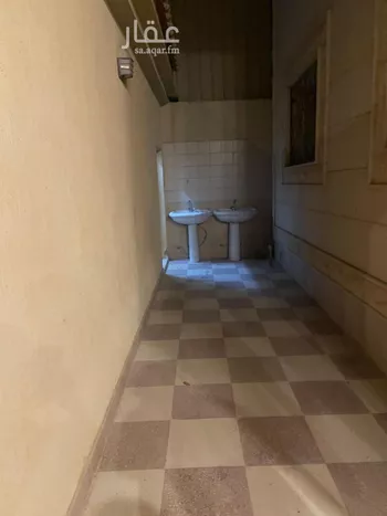 فيلا للإيجار في شارع الديوانية, حي السعادة, مدينة الرياض, منطقة الرياض صورة 3