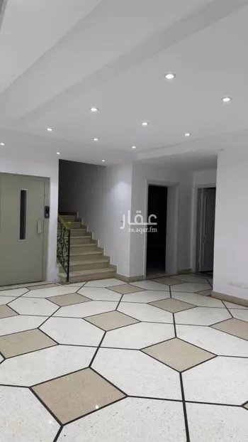 فيلا للإيجار في شارع عبدالعزيز ابن معمر, حي المحمدية, مدينة جدة, منطقة مكة المكرمة