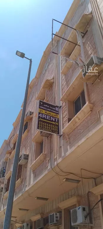 عمارة للإيجار في شارع الدرعية, حي الثقبة, مدينة الخبر, المنطقة الشرقية