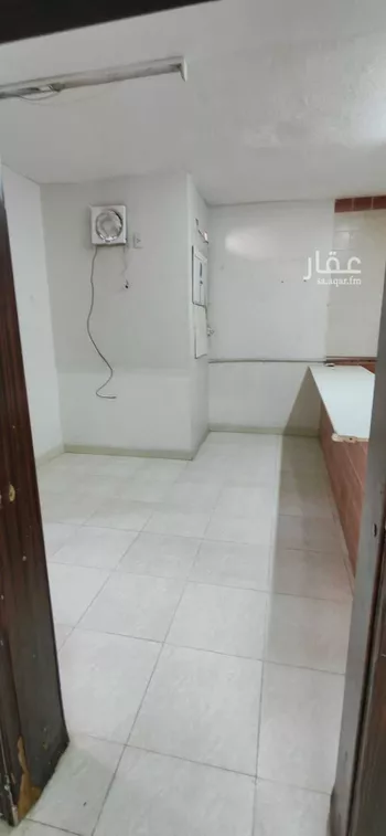 عمارة للإيجار في شارع المستشفى, حي العدامة, مدينة الدمام, المنطقة الشرقية صورة 2