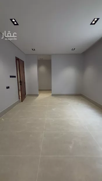 فيلا للبيع في شارع حسين الأبريقي, حي عكاظ, مدينة الرياض, منطقة الرياض صورة 4