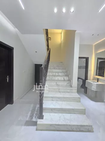 فيلا للبيع في شارع جبل الريث , حي ظهرة لبن, مدينة الرياض, منطقة الرياض صورة 3