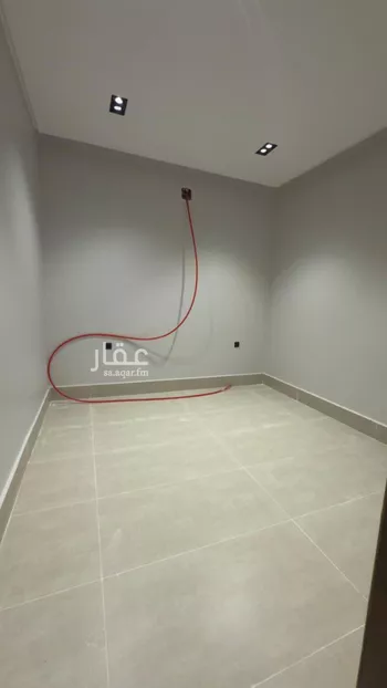 فيلا للبيع في شارع حسين الأبريقي, حي عكاظ, مدينة الرياض, منطقة الرياض صورة 5