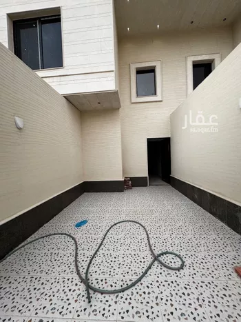 دور للبيع في شارع عبدالعزيز بن عبدالملك, حي طويق, مدينة الرياض, منطقة الرياض صورة 2