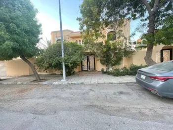 فيلا للبيع في شارع شارع العين, مدينة مدينه الجبيل الصناعيه, المنطقة الشرقية