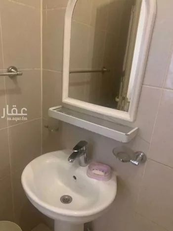 غرفة للإيجار في شارع الصفار, حي العارض, مدينة الرياض, منطقة الرياض صورة 4