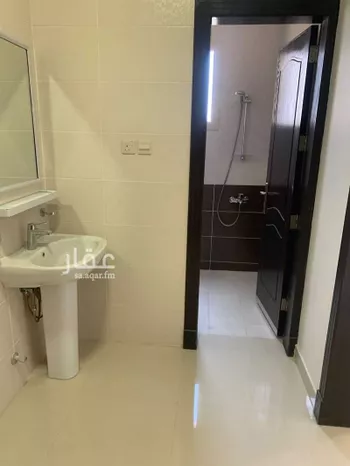 شقة للإيجار في شارع العروشيه, حي العارض, مدينة الرياض, منطقة الرياض صورة 2