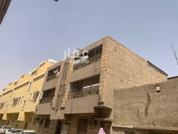 عمارة للبيع في شارع الأخضر بن علي, حي منفوحة, مدينة الرياض, منطقة الرياض صورة 2