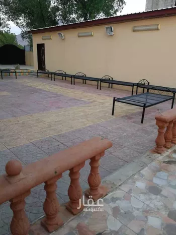 استراحة للبيع في شارع اسماعيل بن يوسف, حي الخالدية, مدينة محائل, منطقة عسير صورة 4