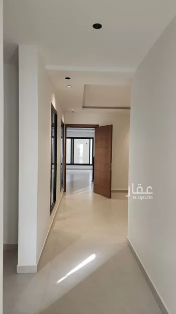 فيلا للبيع في شارع زكريا الساحلي, حي الراكة الجنوبية, مدينة الخبر, المنطقة الشرقية صورة 2