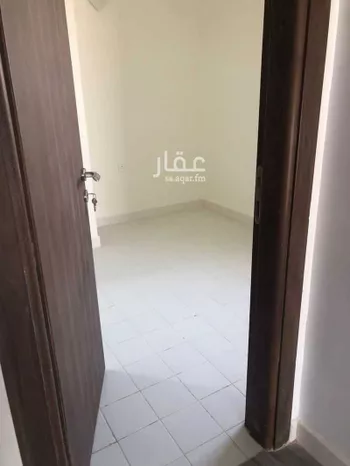 فيلا للإيجار في شارع عبدالله بن محمد التلمساني, حي مطار الملك خالد الدولي, مدينة الرياض, منطقة الرياض صورة 2