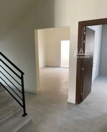 فيلا للإيجار في شارع عبدالله بن محمد التلمساني, حي مطار الملك خالد الدولي, مدينة الرياض, منطقة الرياض صورة 3