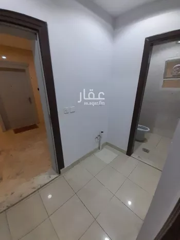 شقة للإيجار في صورة 2