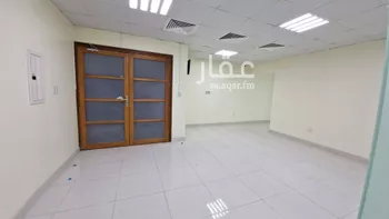 مكتب تجاري للإيجار في شارع عبدالرحمن الداخل, حي الراكة الجنوبية, مدينة الخبر, المنطقة الشرقية صورة 5