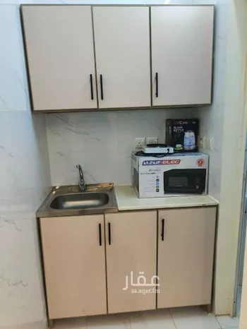 عمارة للإيجار في شارع عبدالله الدملوجي, حي الضباط, مدينة الرياض, منطقة الرياض صورة 2