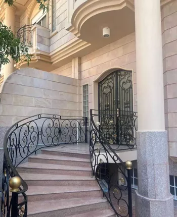 عمارة للبيع في شارع الإمام الحنفي , حي الروضة, مدينة جدة, منطقة مكة المكرمة صورة 2