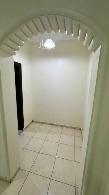 عمارة للإيجار في شارع احمد نسيم, حي الصفاء, مدينة جدة, منطقة مكة المكرمة صورة 4