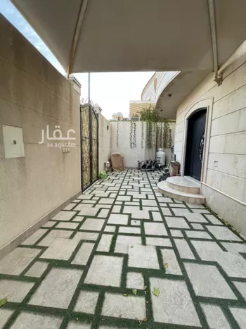 فيلا للبيع في شارع شهيد الدين ثم الوطن محمد مسفر الزهرانى, حي الشهداء, مدينة الرياض, منطقة الرياض صورة 3