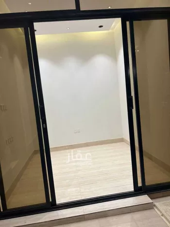 فيلا للإيجار في شارع يحيي بن خالد البرمكي, حي المهدية, مدينة الرياض, منطقة الرياض صورة 2