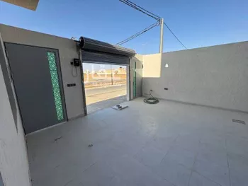 فيلا للبيع في شارع شريك بن انس, حي الأمير سلطان بن عبدالعزيز, مدينة المجمعه, منطقة الرياض صورة 3