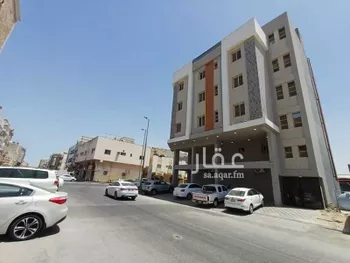 عمارة للبيع في حي القزاز, مدينة الدمام, المنطقة الشرقية صورة 4