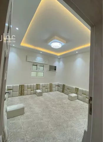 فيلا للبيع في شارع الثالث 233, حي الفيصلية, مدينة القيصومه, المنطقة الشرقية صورة 3