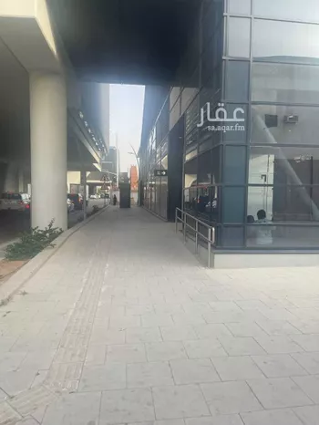 مكتب تجاري للإيجار في شارع عبدالرحمن الناصر, حي الملك فيصل, مدينة الرياض, منطقة الرياض صورة 2