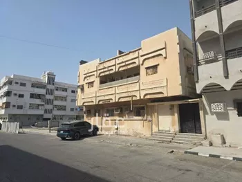 عمارة للبيع في شارع الثالث والعشرون ، حي الثقبة ، الخبر ، الخبر