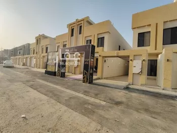 دور للبيع في شارع عبدالخالق الصابوني, حي عكاظ, مدينة الرياض, منطقة الرياض