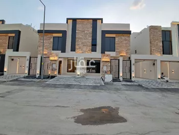 فيلا للبيع في شارع ابن سيدة اللغوي, حي عكاظ, مدينة الرياض, منطقة الرياض صورة 2