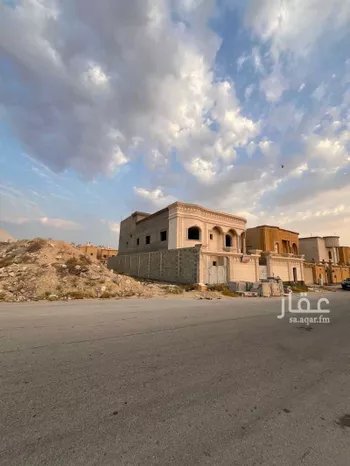 فيلا للبيع في شارع بن ابي البر, حي الندى, مدينة الدمام, المنطقة الشرقية صورة 2