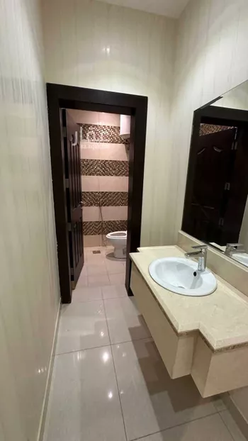 شقة للإيجار في شارع الدهناء, حي الملقا, مدينة الرياض, منطقة الرياض صورة 4