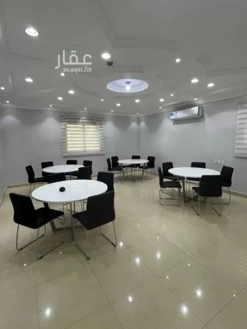 محل للإيجار في شارع خالد بن الوليد ، حي المروج ، ابها ، منطقة عسير