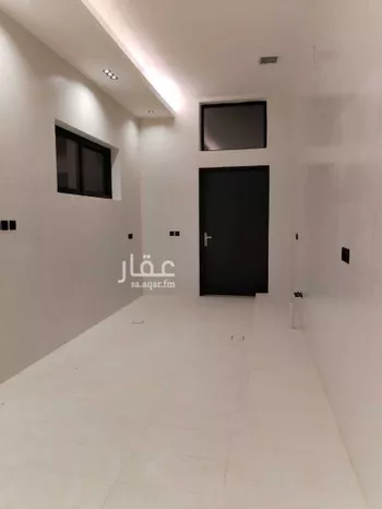 فيلا للبيع في شارع العجمة, حي الرمال, مدينة الرياض, منطقة الرياض صورة 2