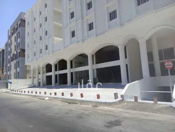 محل للإيجار في شارع فؤاد شاكر, حي النزهة, مدينة جدة, منطقة مكة المكرمة صورة 3