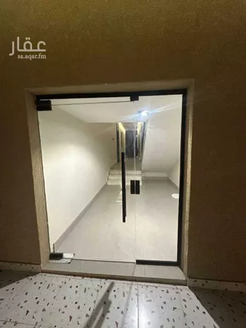 شقة للإيجار في شارع عبدالله الأسدي, حي مغرزات, مدينة الرياض, منطقة الرياض